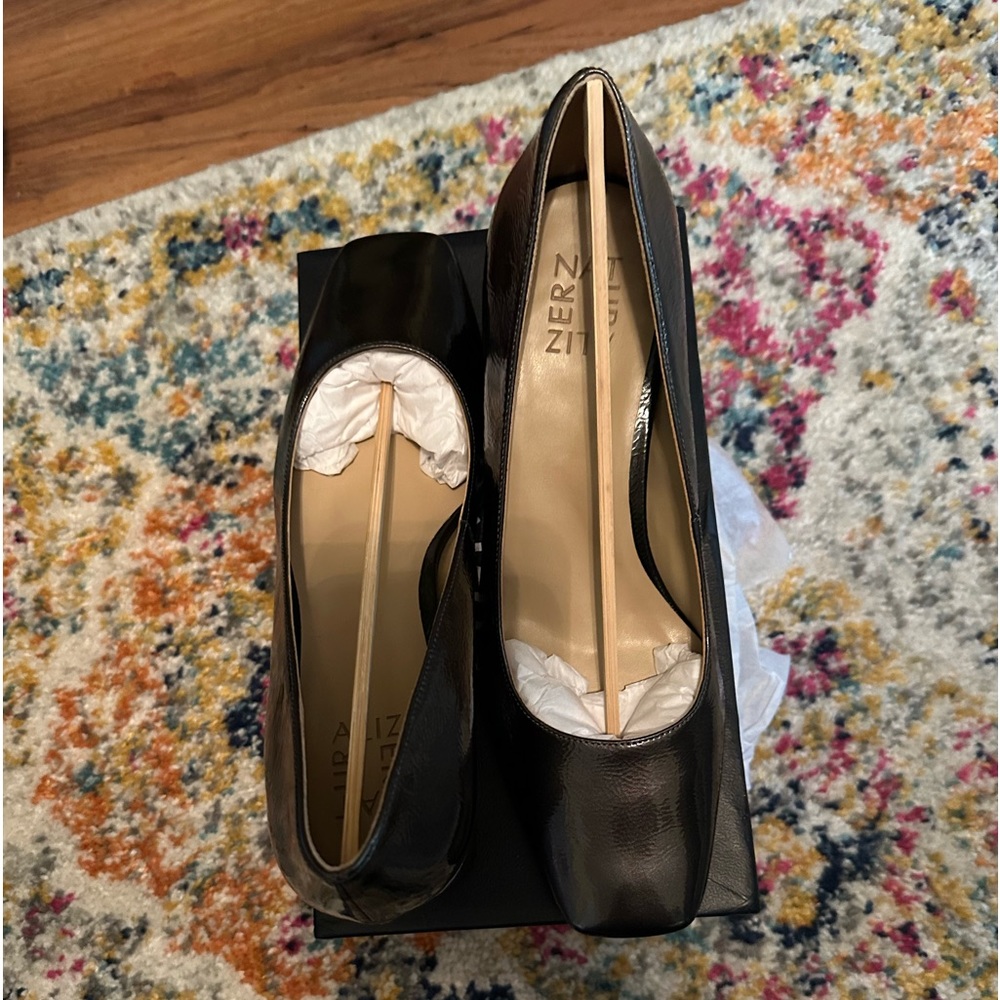 BRAND NEW IN BOX Naturalizer block heel pumps in Gunmetal 8.5 Wide